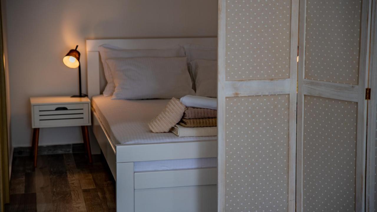 Apartments Edera Тиват Екстериор снимка