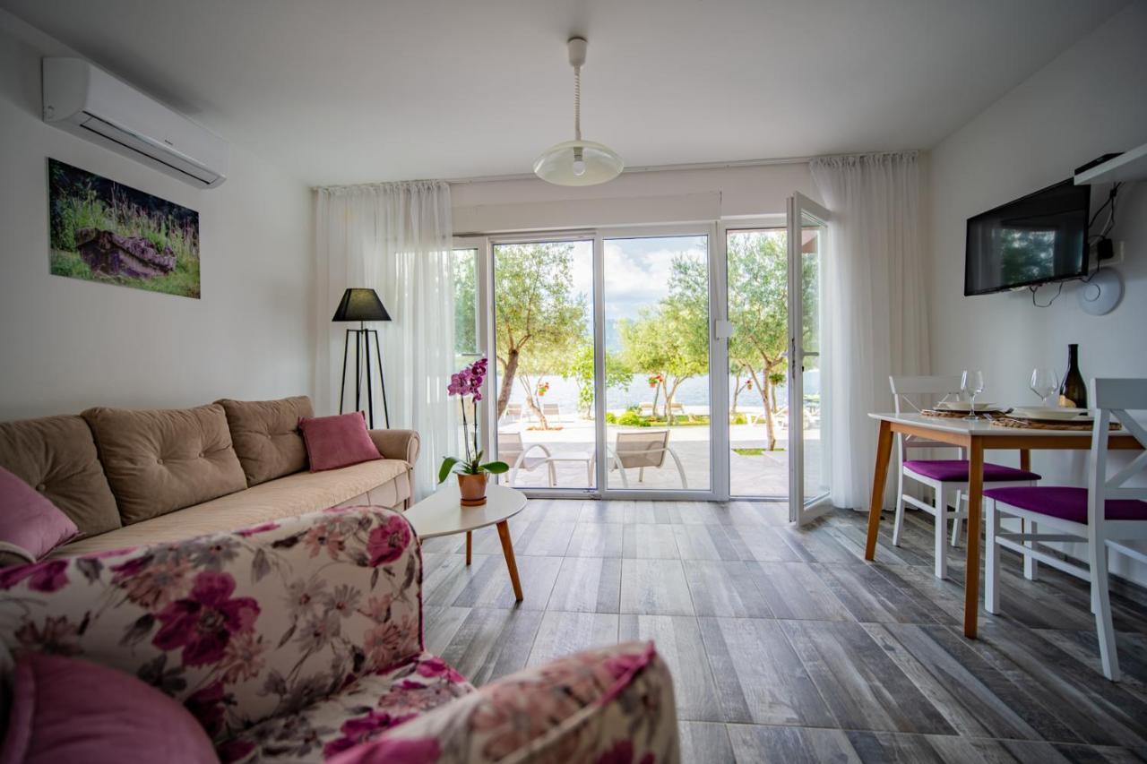 Apartments Edera Тиват Екстериор снимка