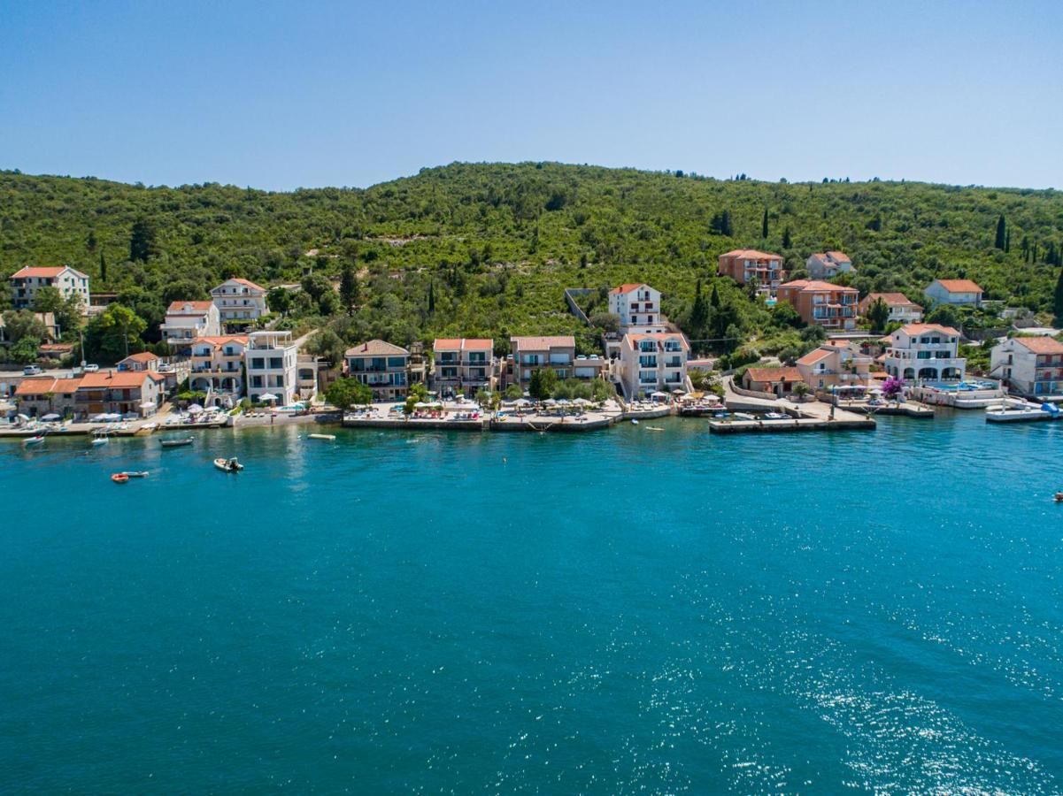Apartments Edera Тиват Екстериор снимка